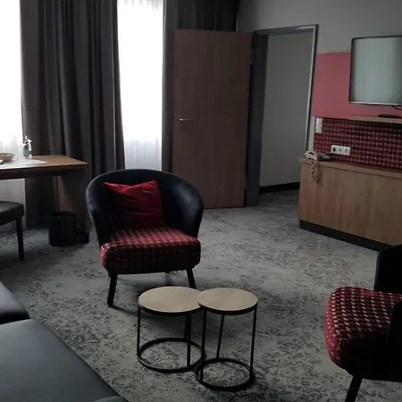 Western Erfurt-apfelstaedt 4*